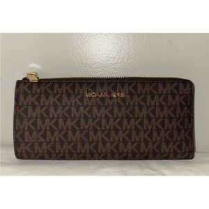 NEW! NWT MICHAEL KORS Jet Set Travel Large Logo 3/4 Zip Wallet in Brown